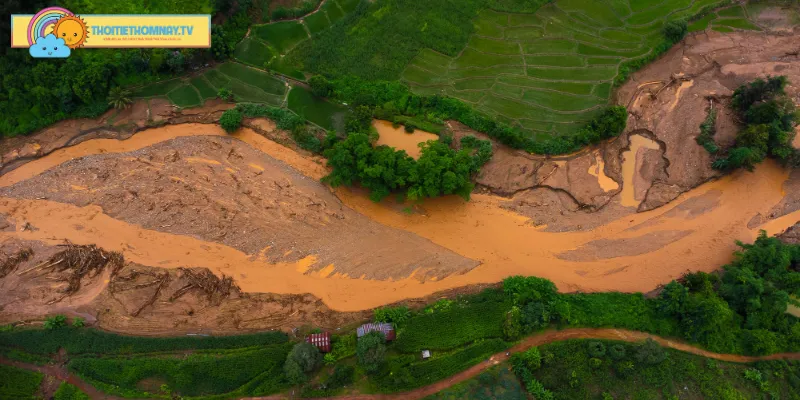 Lũ quét và sạt lở thường diễn ra vào mùa mưa