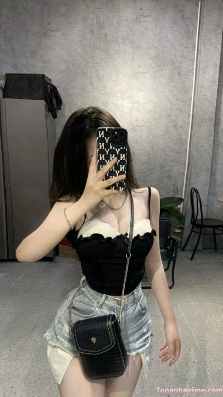 Ảnh gái xinh che mặt bằng điện thoại 37