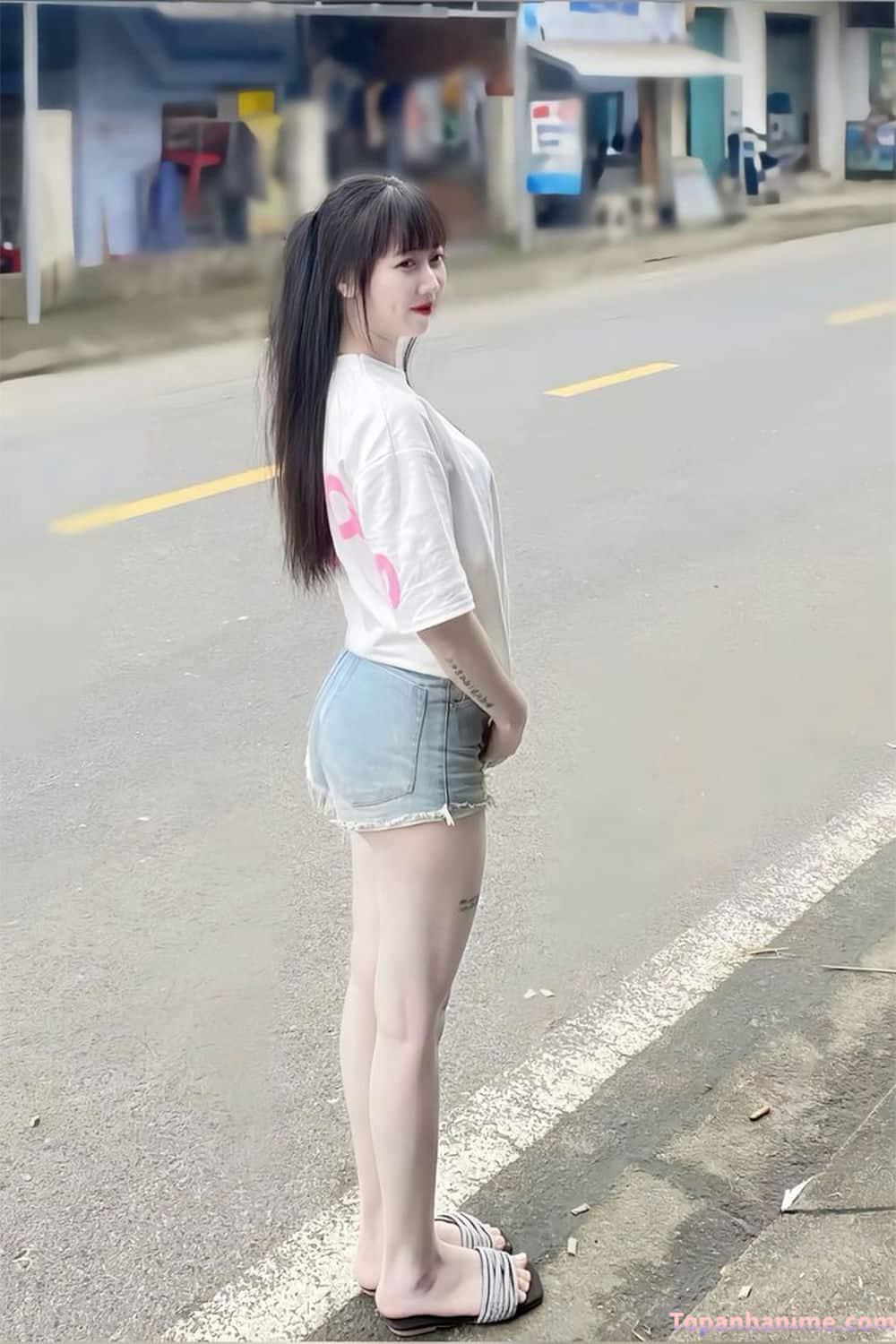 ảnh gái mặc quần ngắn 11