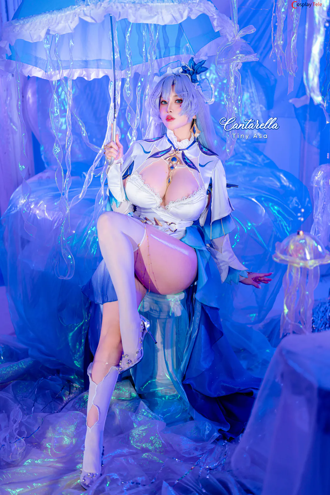 Tiny Asa cosplay Cantarella 11