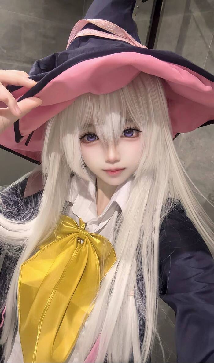 ảnh gái anime mặc váy ngắn 6