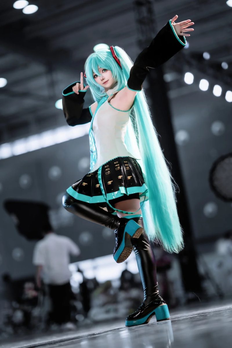ảnh Miku Nakano 12