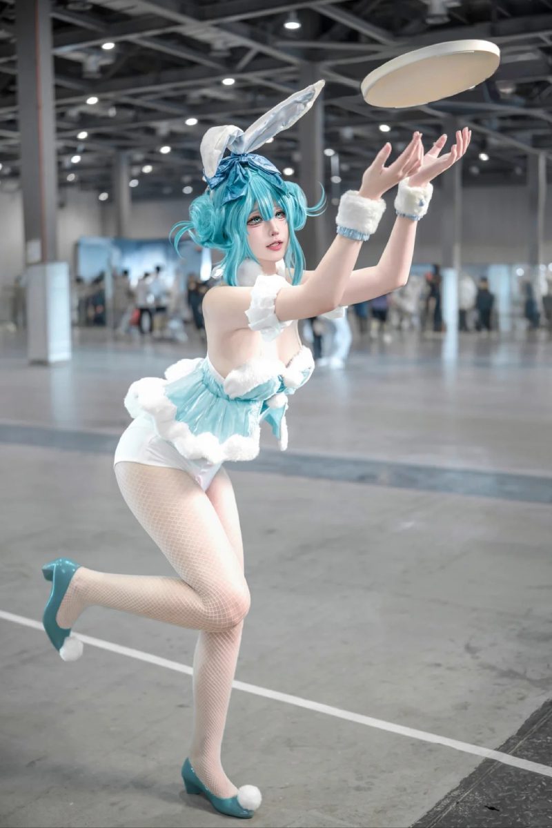 ảnh Miku Nakano 17