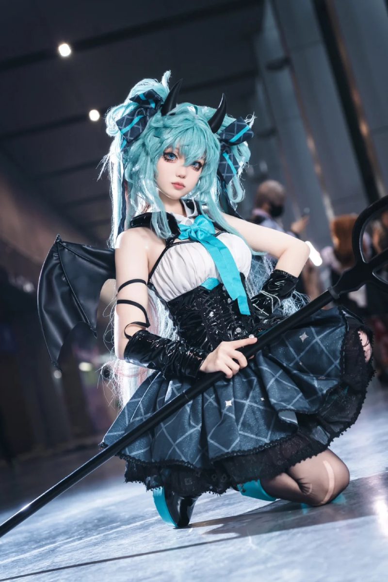 ảnh Miku Nakano 19