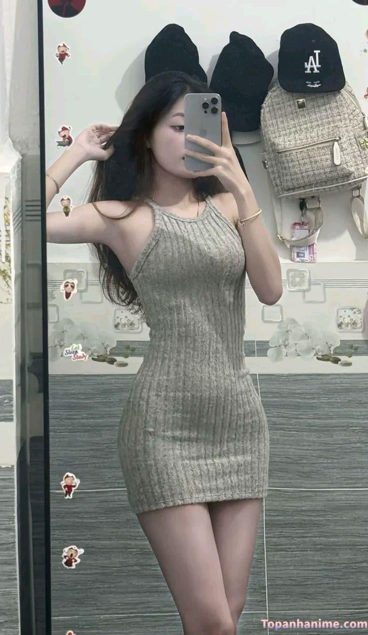 Ảnh gái xinh che mặt bằng điện thoại 23