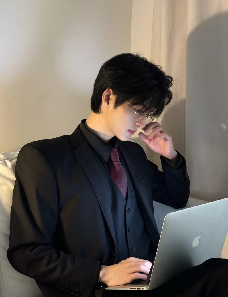 ảnh tổng tài 6