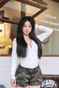 189+ Hình Trần Hà Linh Gây Sốt Mạng Xã Hội – Khám Phá Vẻ Đẹp Độc Đáo