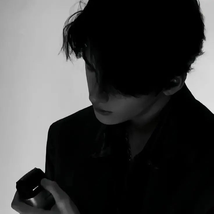 Avatar Trắng Đen 6