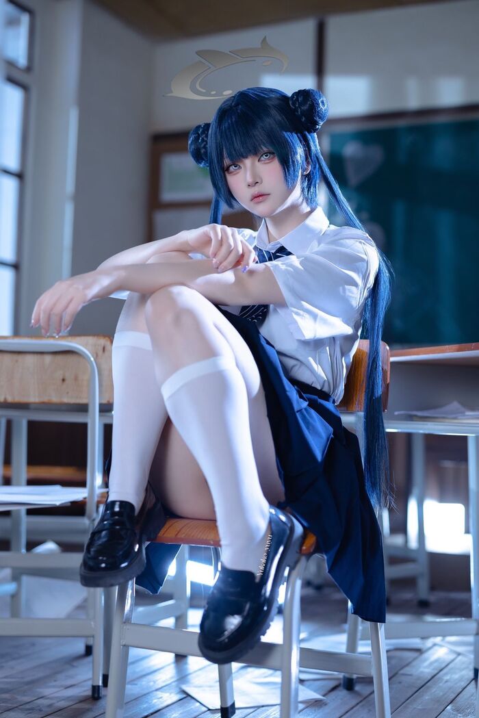 cosplay học sinh 8
