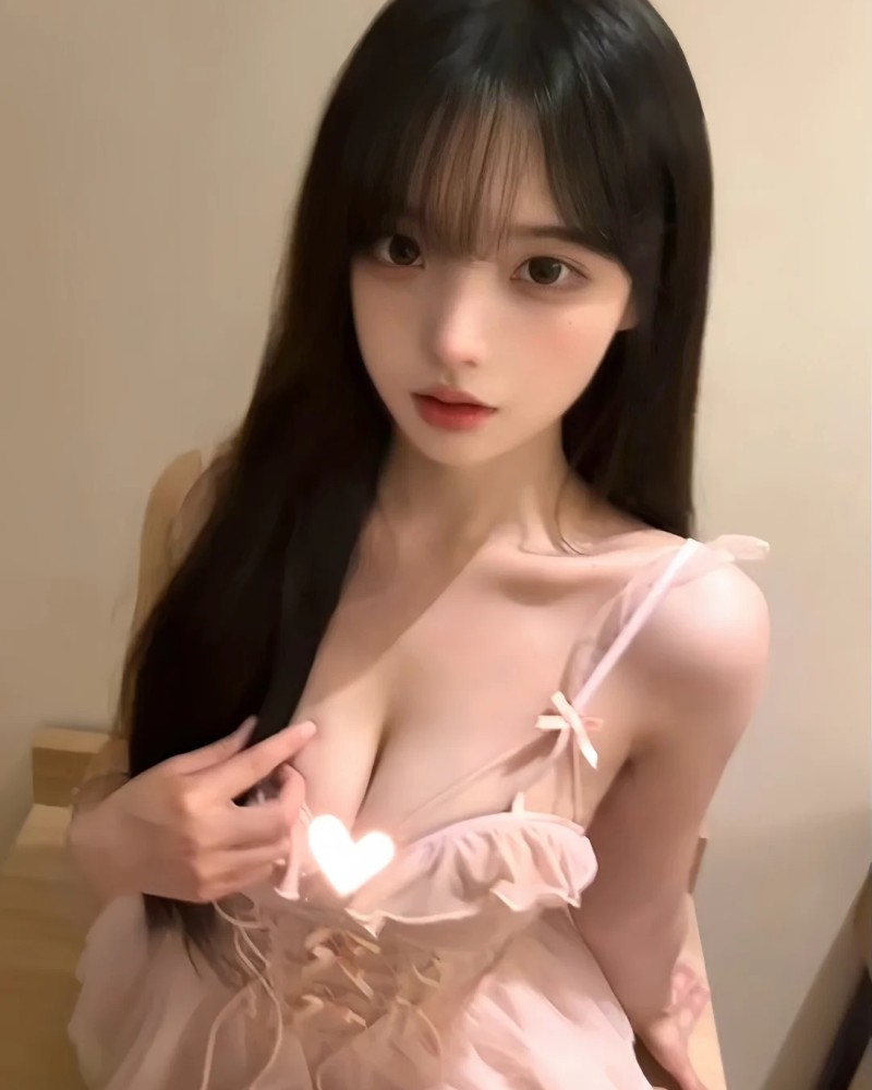 gái ngực bự 30