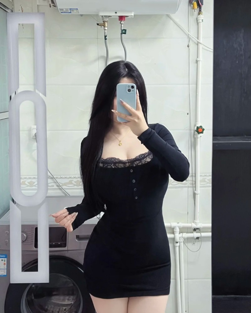 gái ngực bự 38