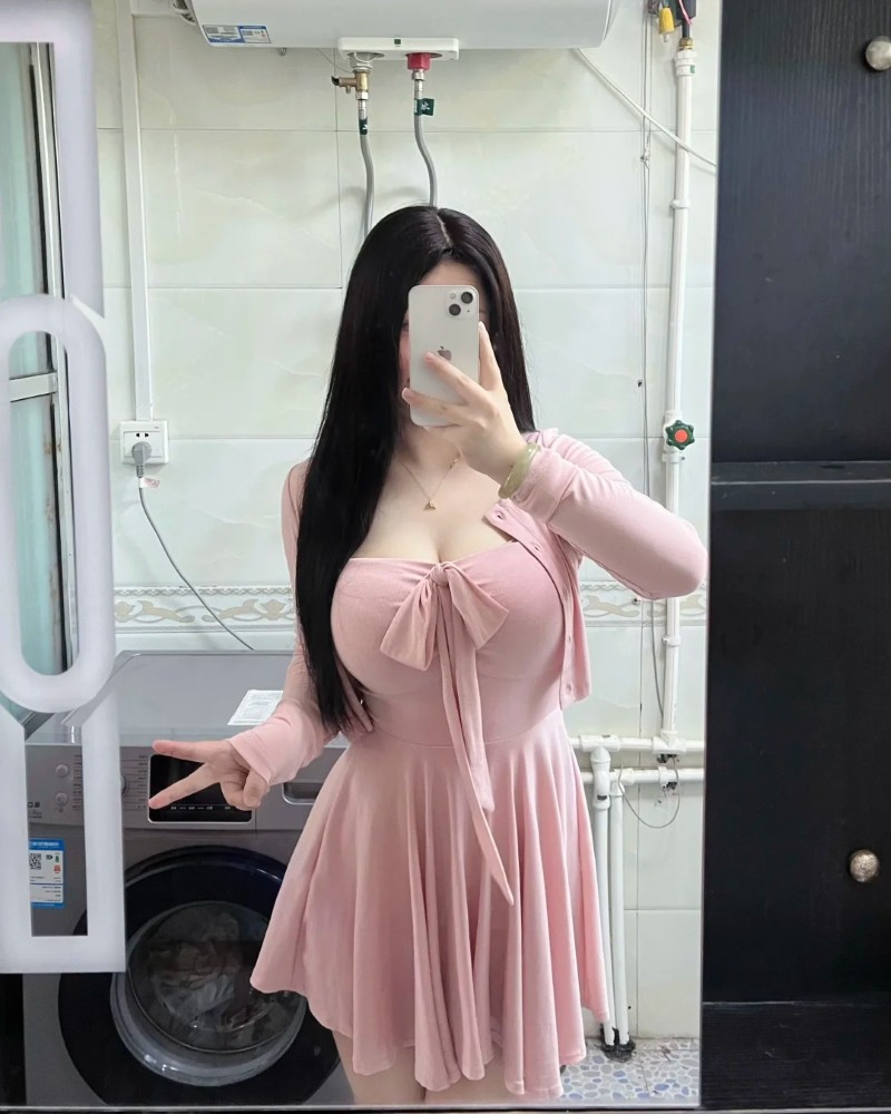 gái ngực bự 37