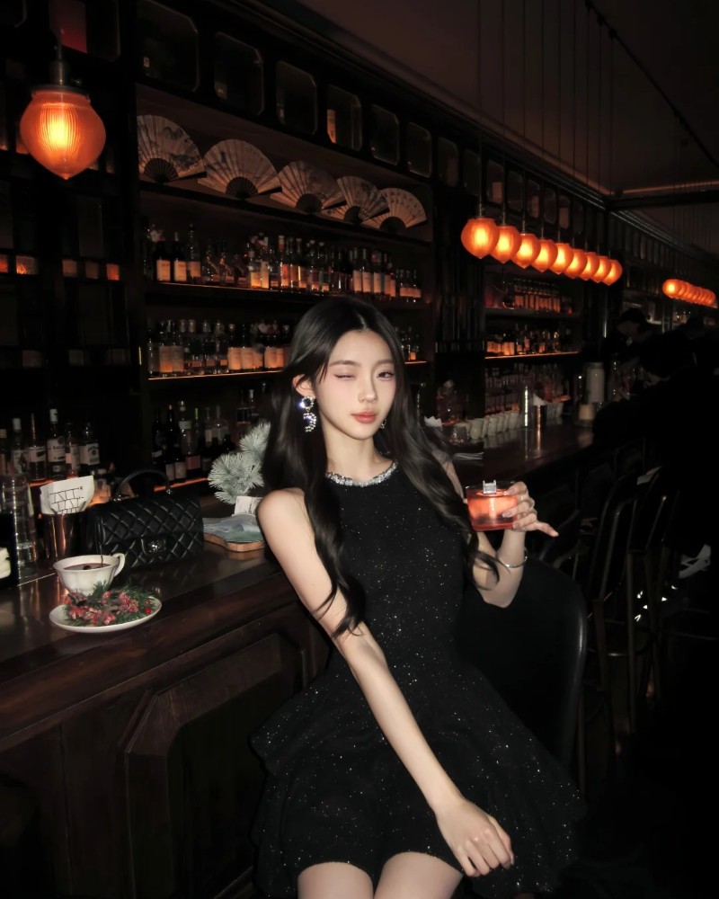 gái quán bar 21