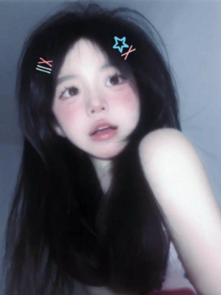 Gái xinh không che 4