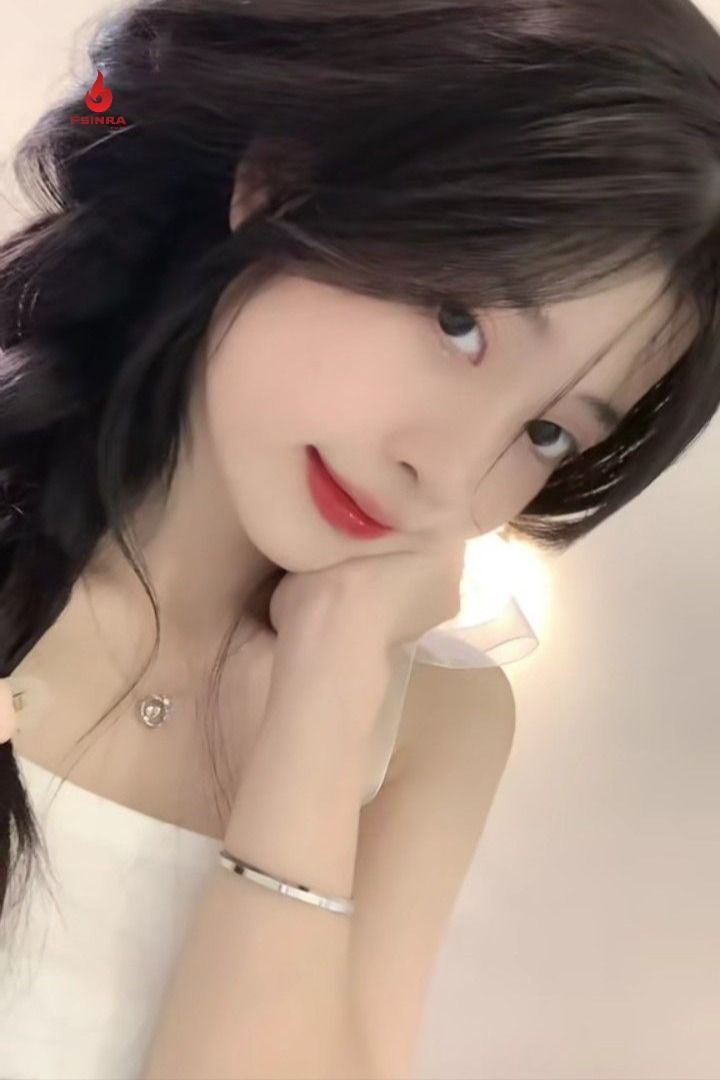 Gái xinh không che 23