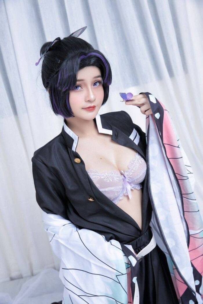 Shinobu cosplay 30
