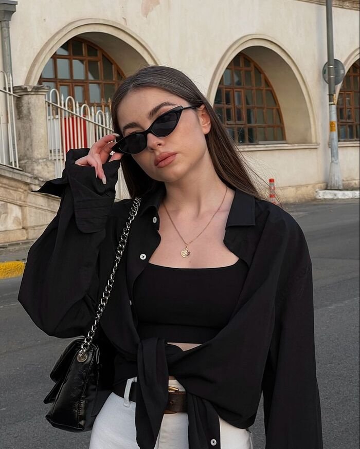 Stylish Girl DP 14