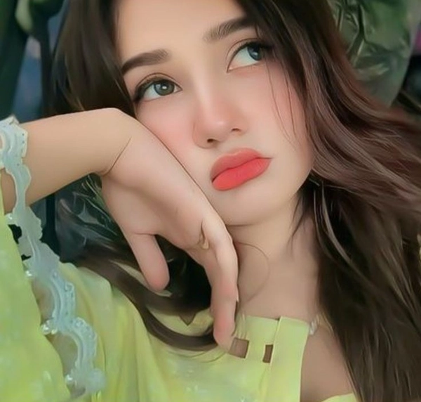 Stylish Girl DP 57