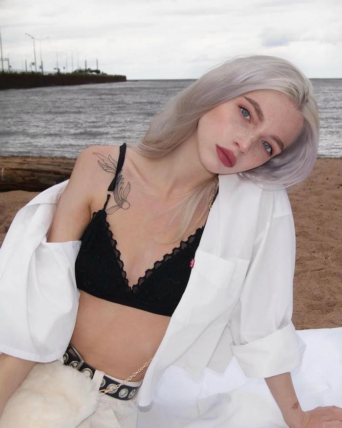 gái Nga Bikini 33
