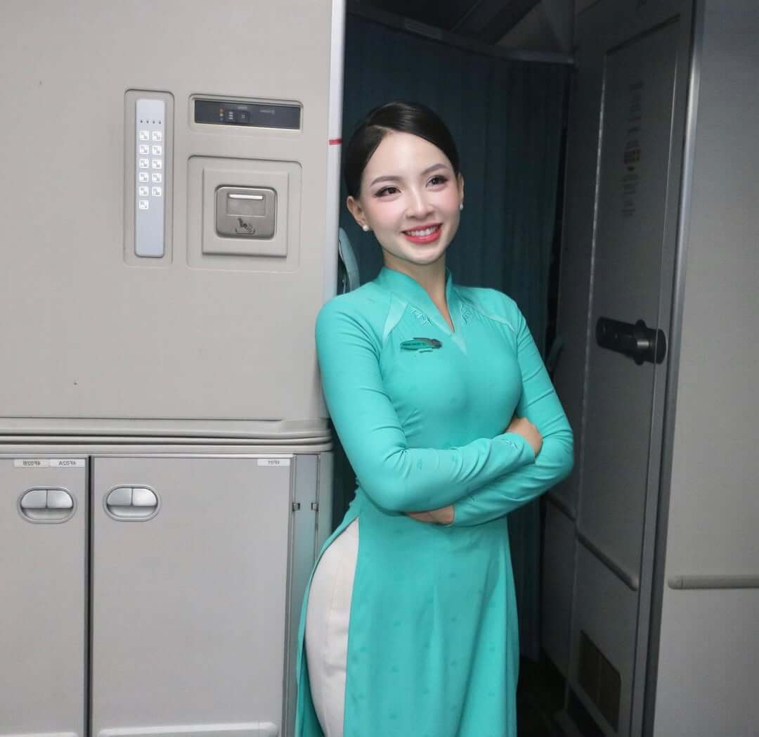 ảnh tiếp viên vietnam airline xinh đẹp 6