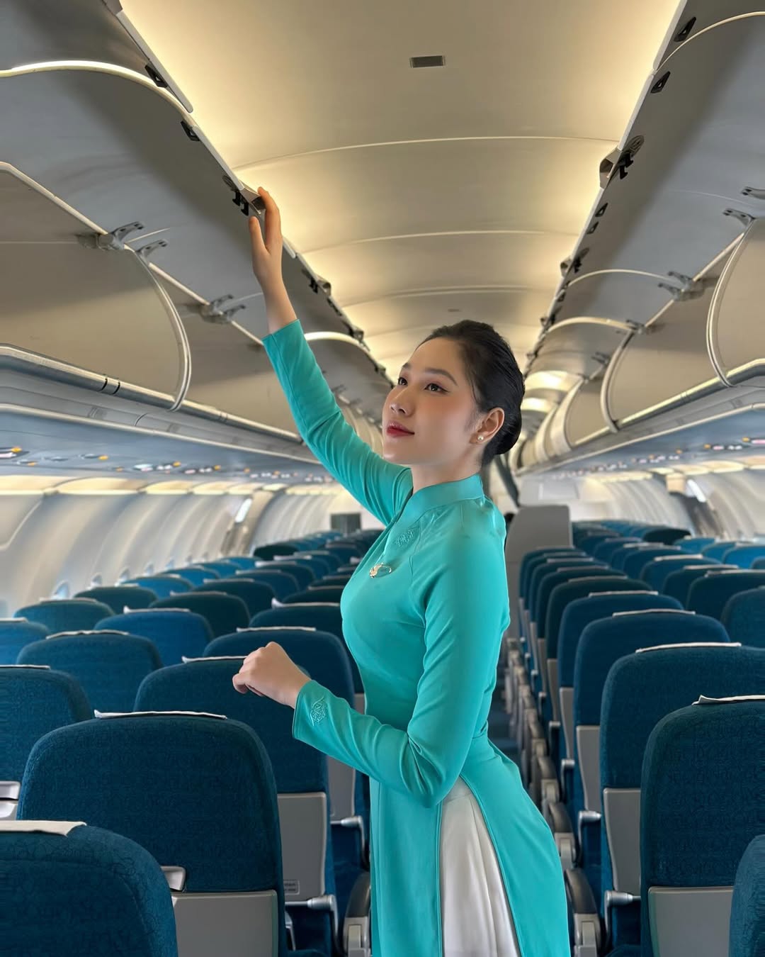 ảnh tiếp viên vietnam airline xinh đẹp 31