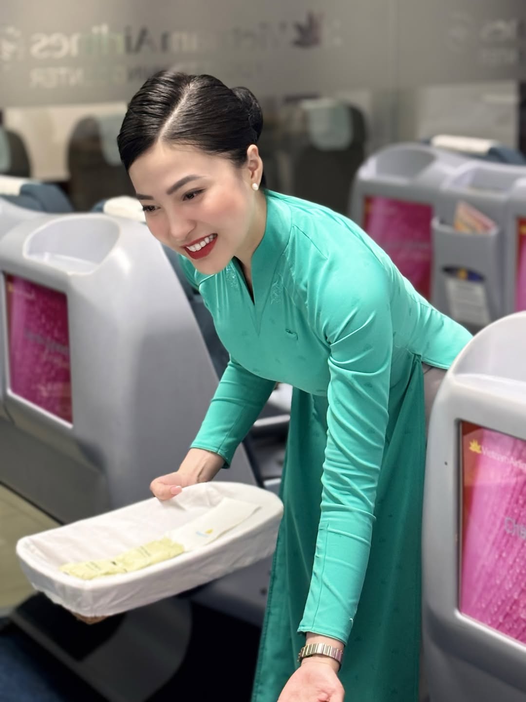 ảnh tiếp viên vietnam airline xinh đẹp 36