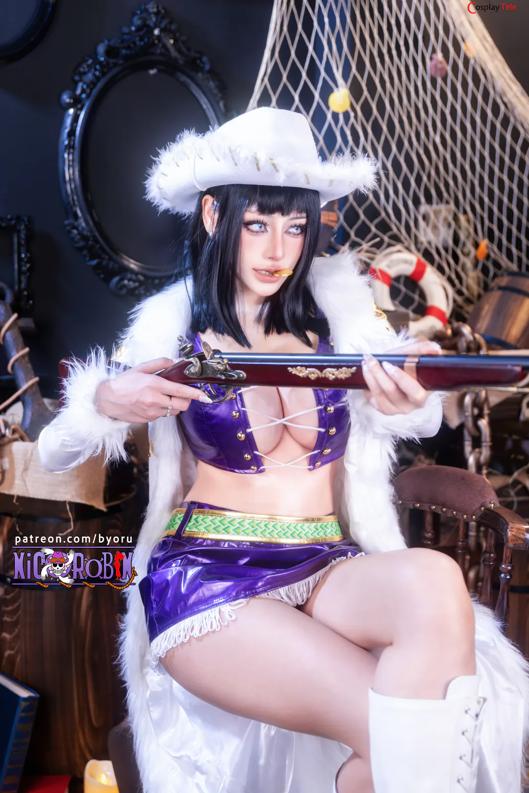 Byoru cosplay Nico Robin Baroque Works 11