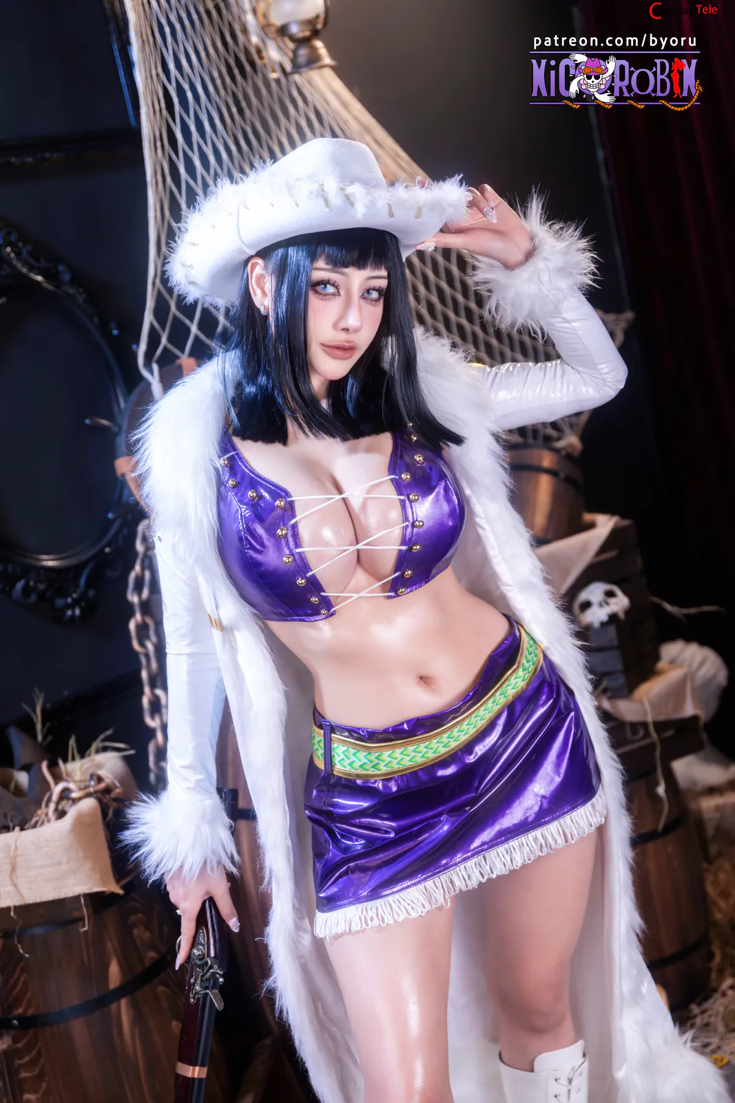 Byoru cosplay Nico Robin Baroque Works 3