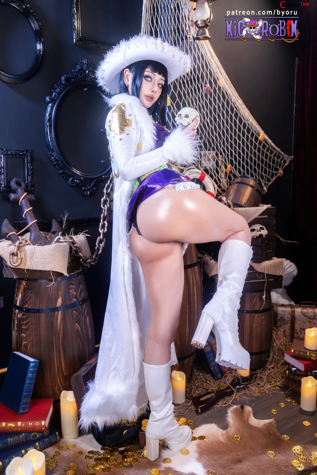 Byoru cosplay Nico Robin Baroque Works 6