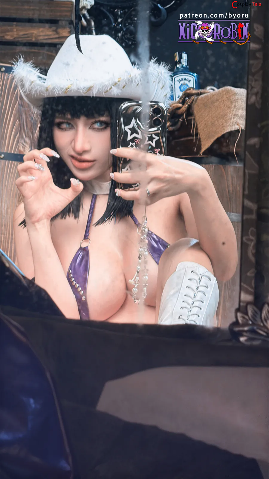 Byoru cosplay Nico Robin Baroque Works 83