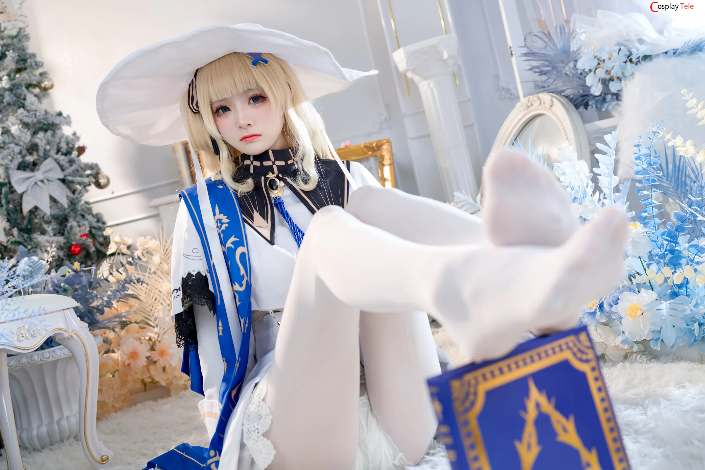 Jiuqi cosplay Phoebe 15