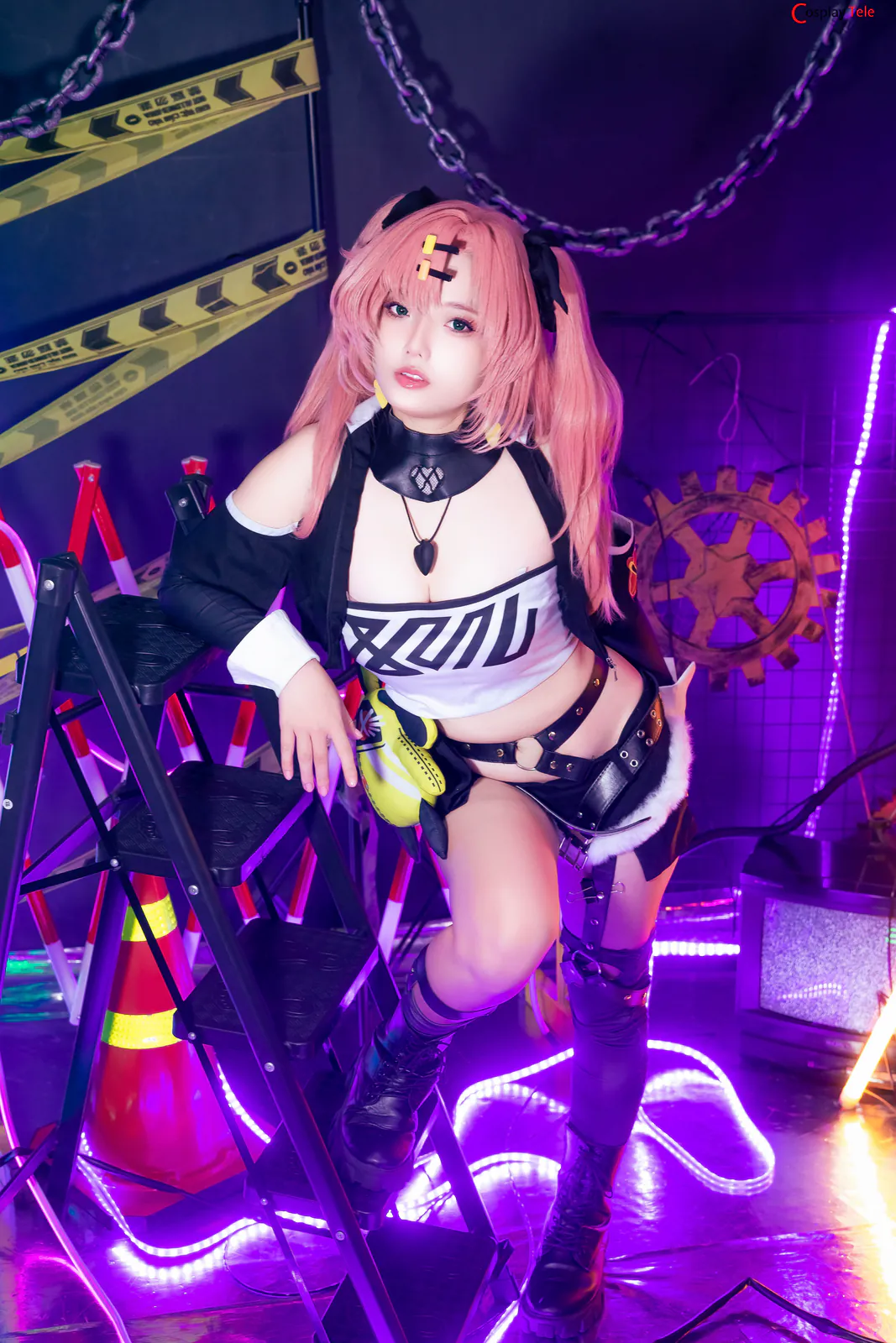 Messie Huang cosplay Nicole Demara 3