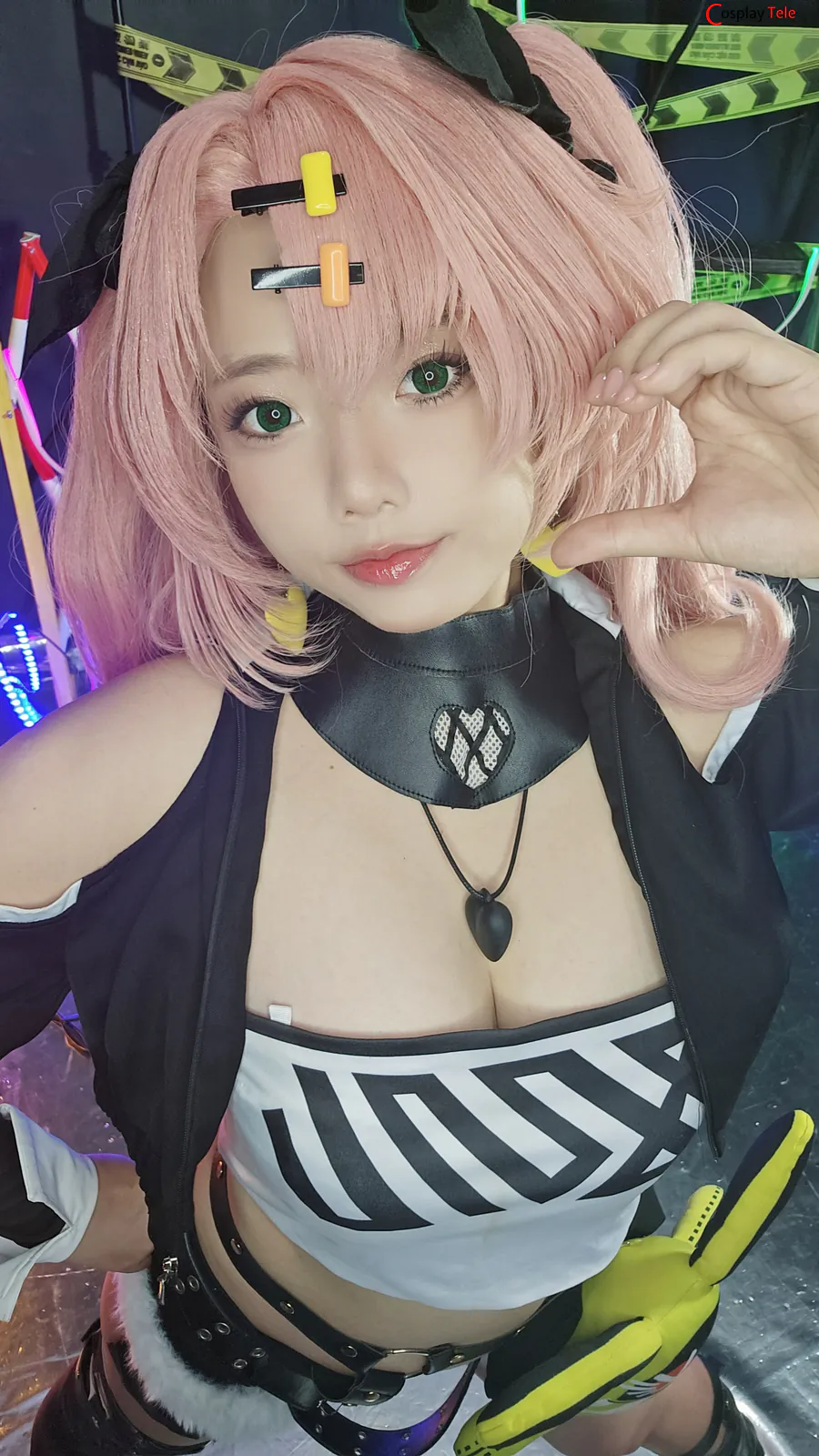Messie Huang cosplay Nicole Demara 82
