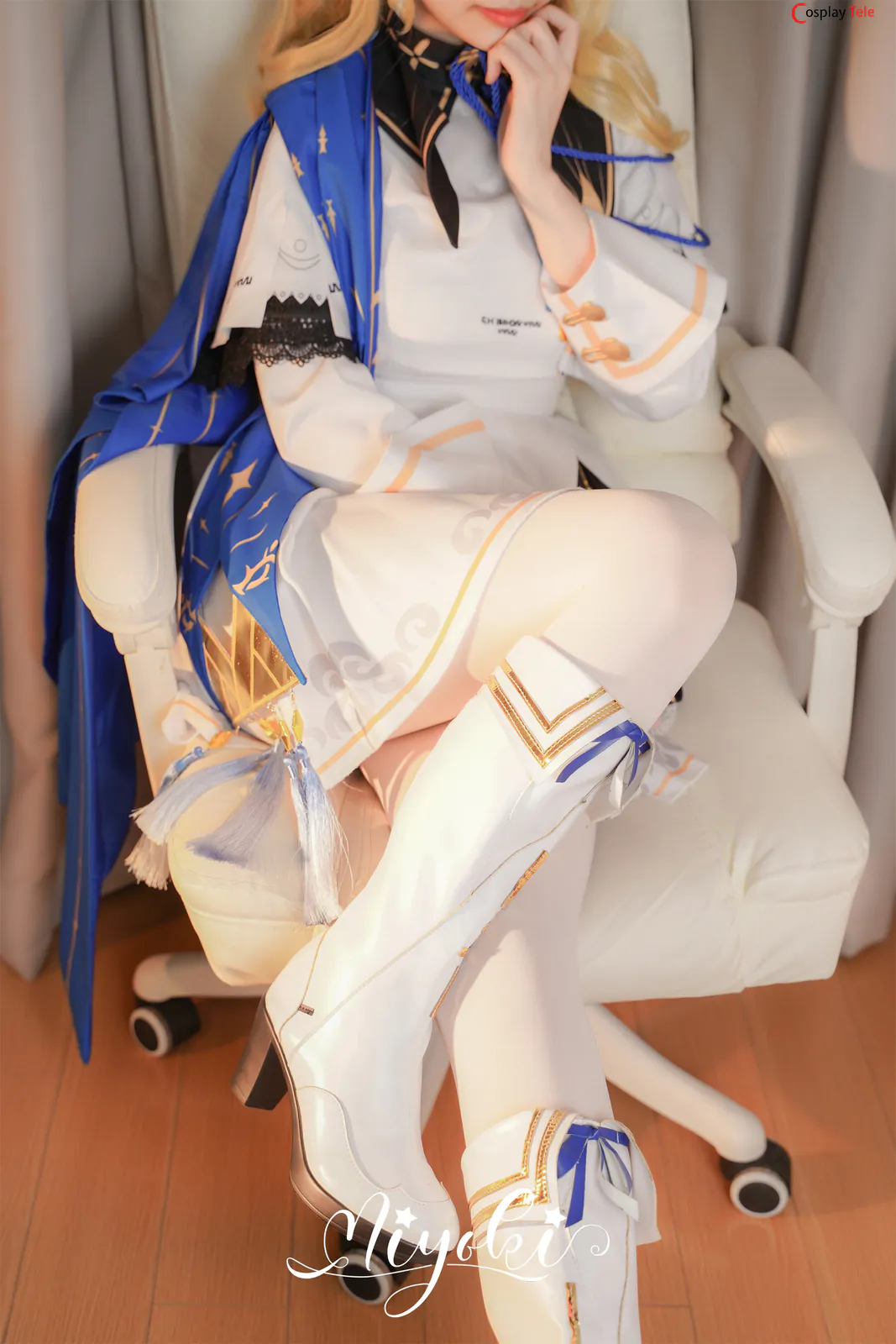 Misaki Suzuki cosplay Phoebe 4