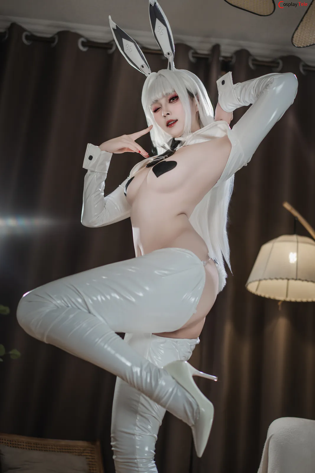 Natsuko cosplay Blanc 11