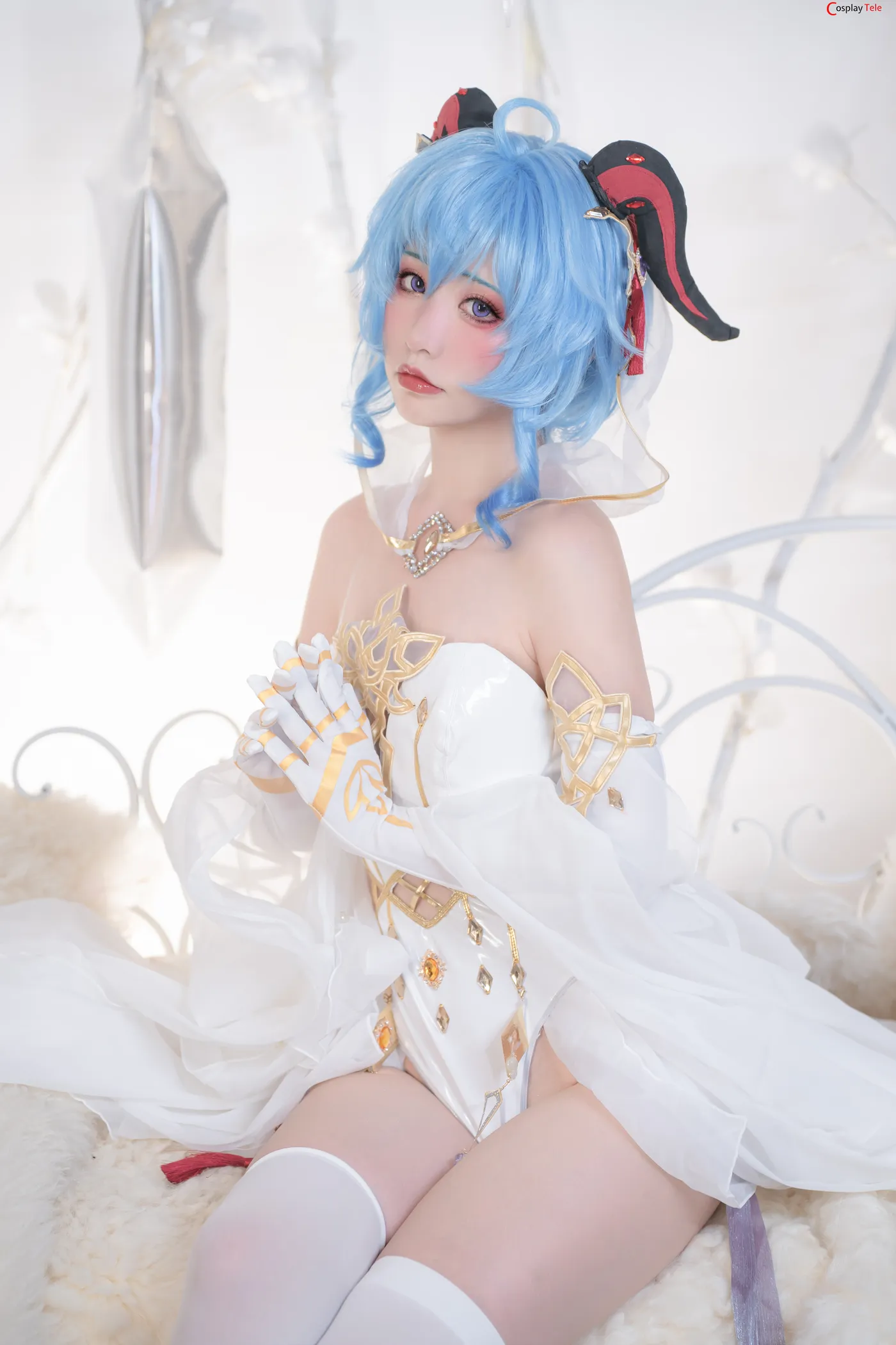 Nekokoyoshi cosplay Ganyu and Eula 18