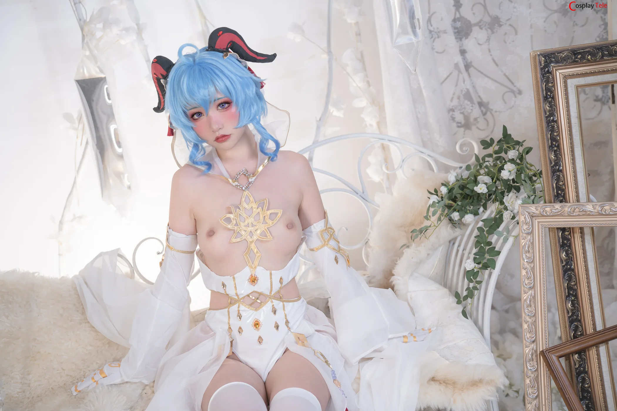 Nekokoyoshi cosplay Ganyu and Eula 30