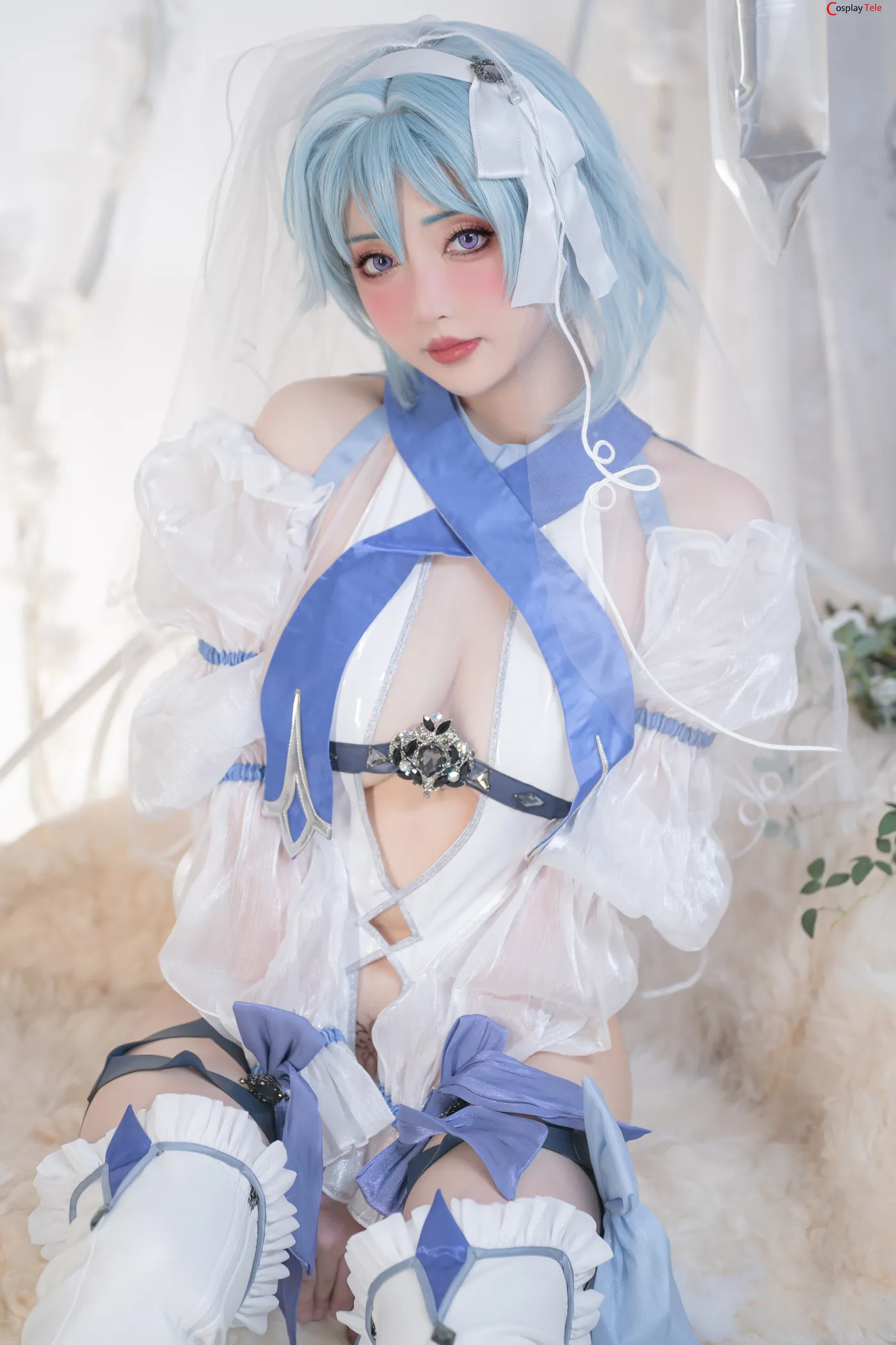Nekokoyoshi cosplay Ganyu and Eula 3