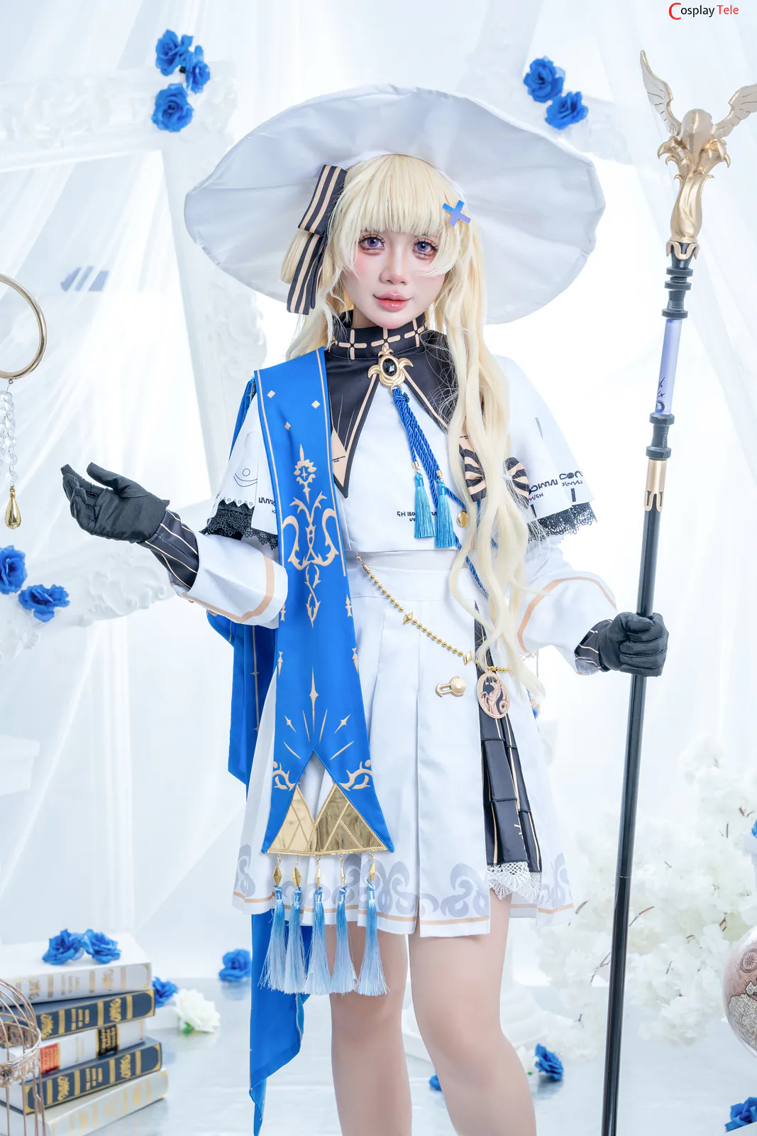 PoppaChan cosplay Phoebe 1