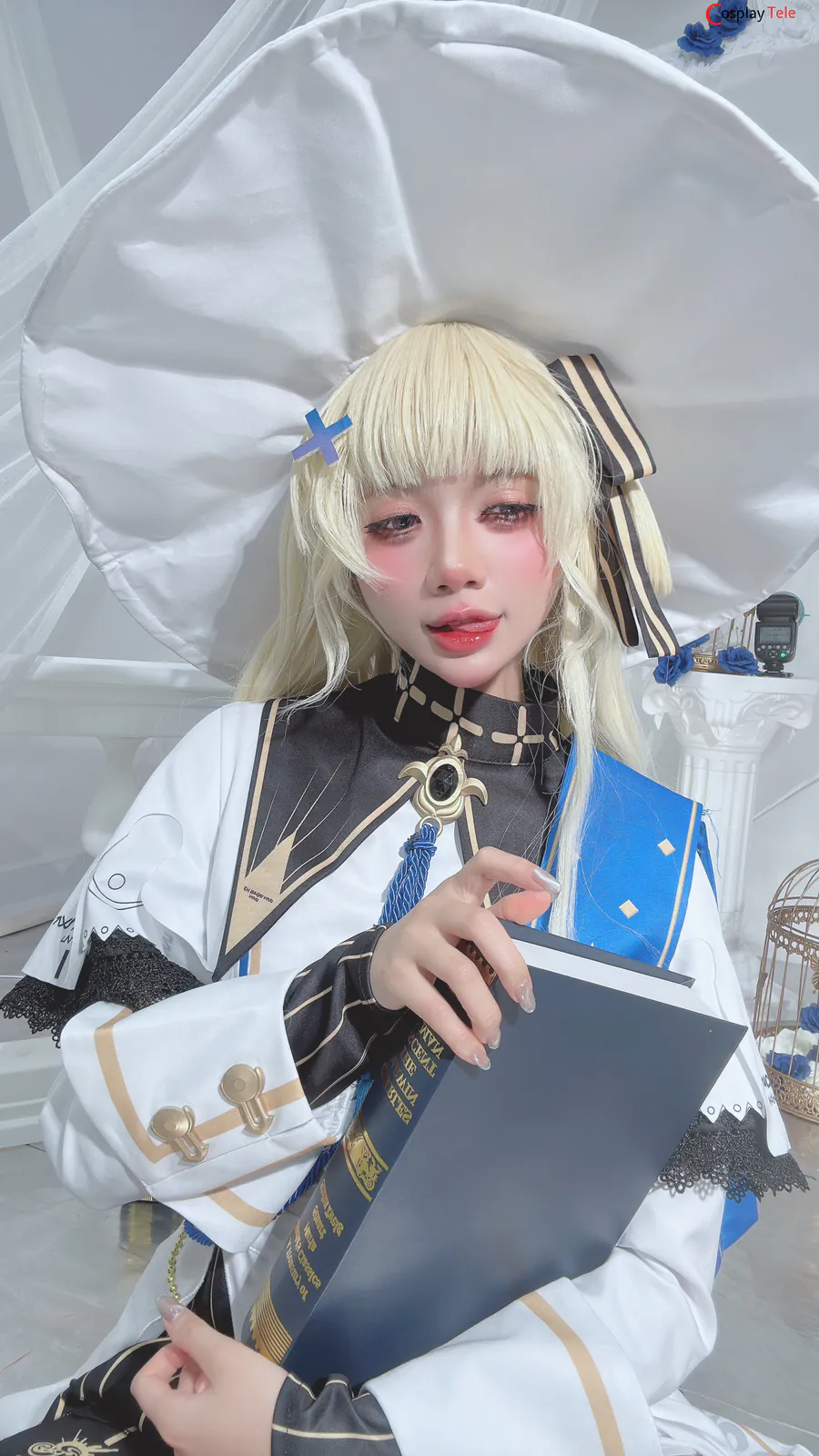PoppaChan cosplay Phoebe 47