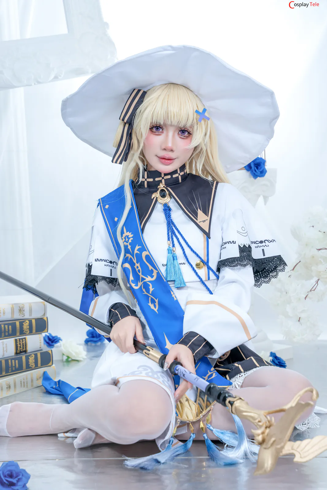 PoppaChan cosplay Phoebe 4