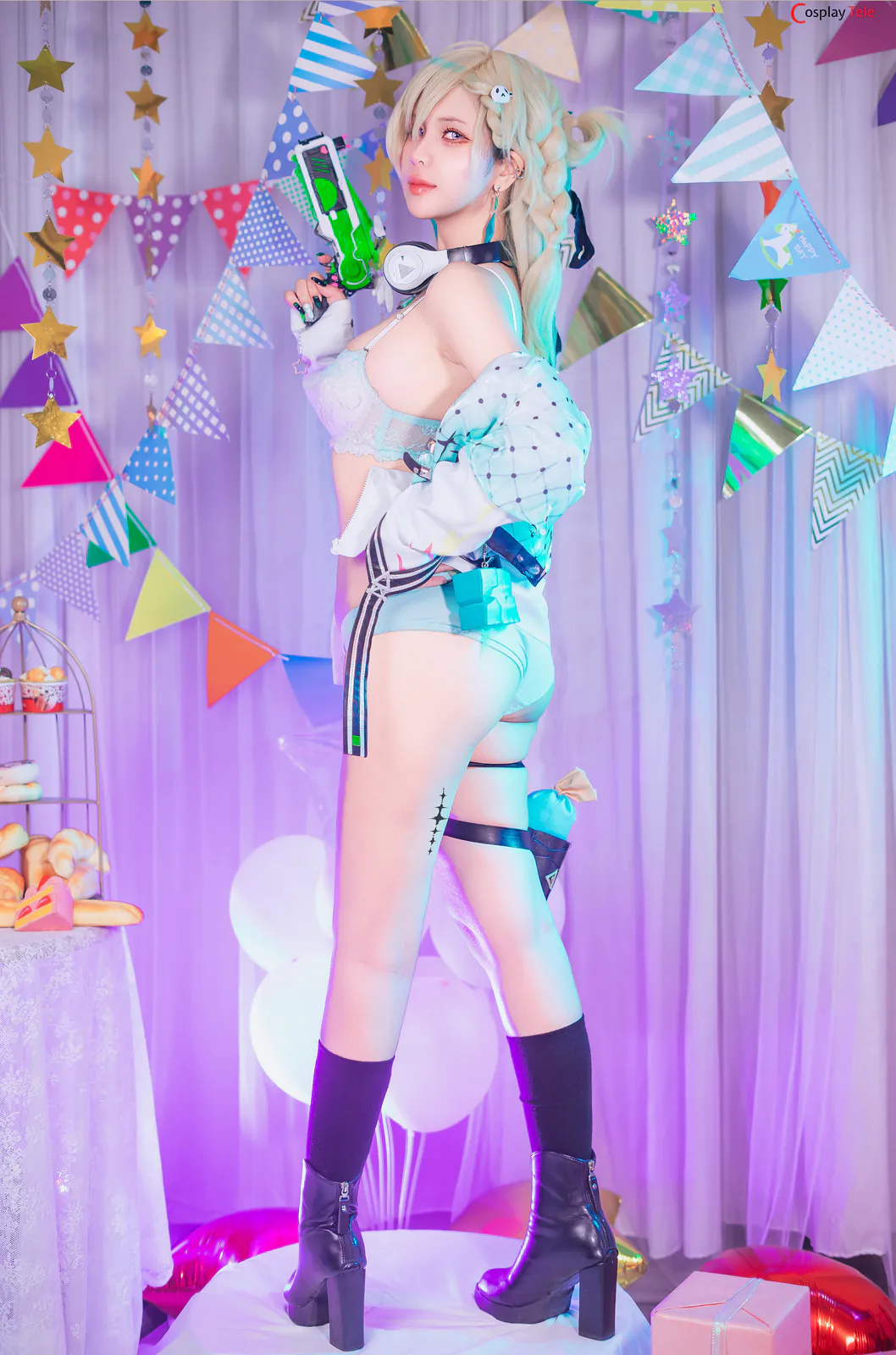 Pyoncos cosplay Lynae 11