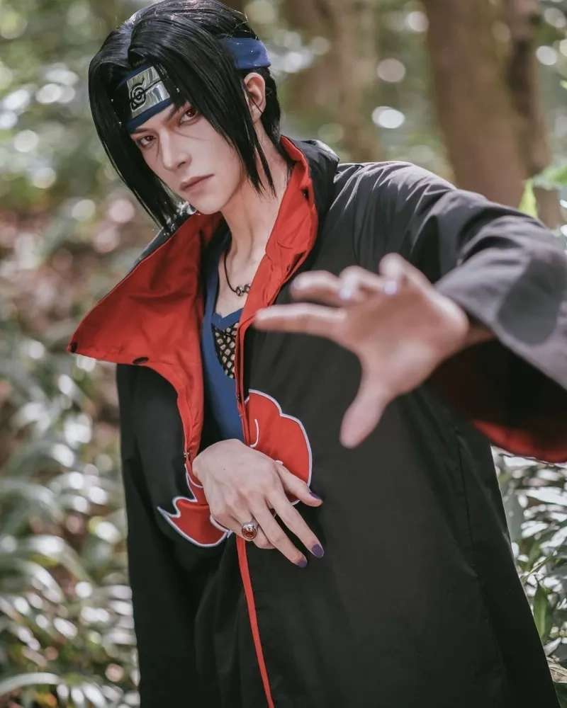 anime Itachi 3