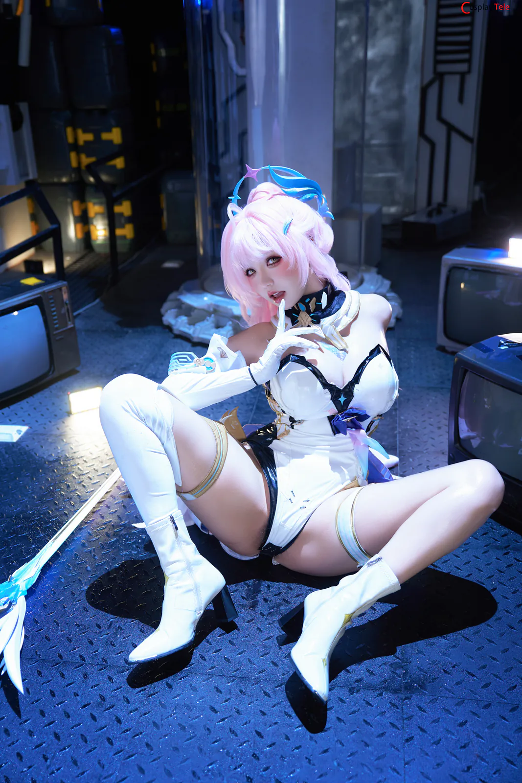 AxunkaOri cosplay Aemeath 107