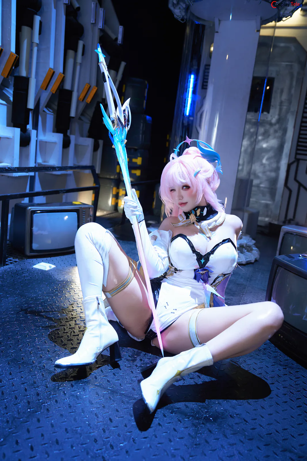 AxunkaOri cosplay Aemeath 108