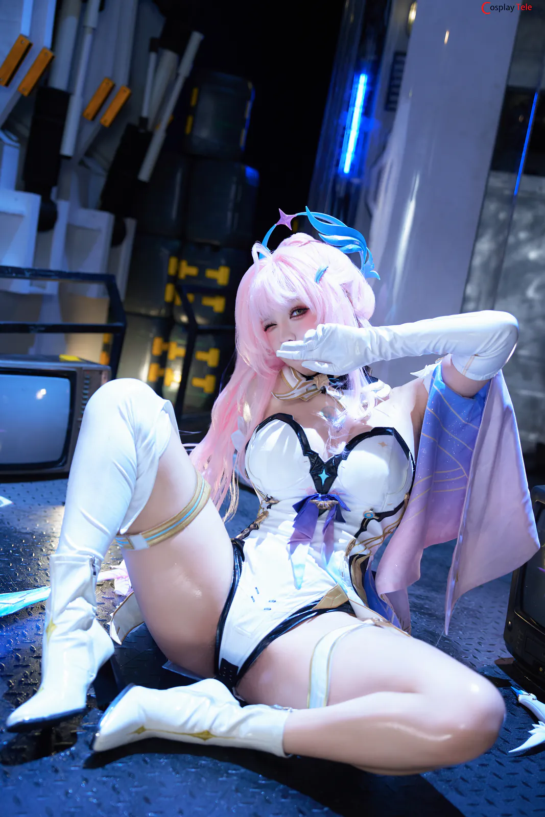AxunkaOri cosplay Aemeath 116