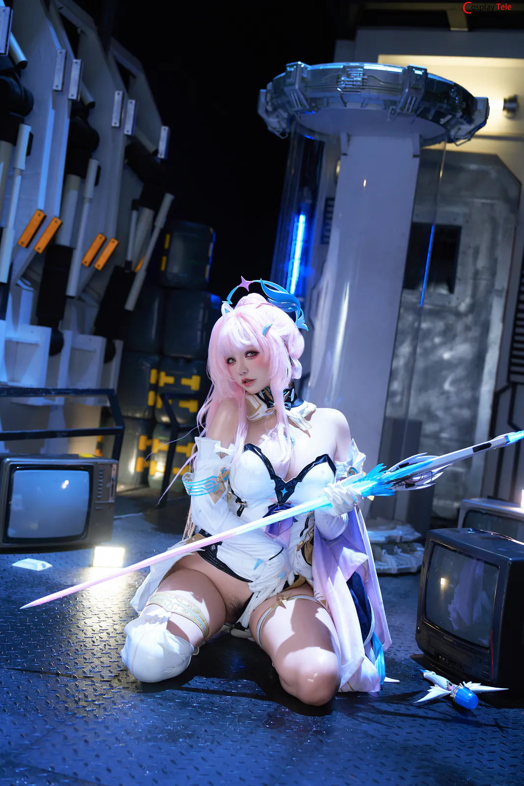 AxunkaOri cosplay Aemeath 123
