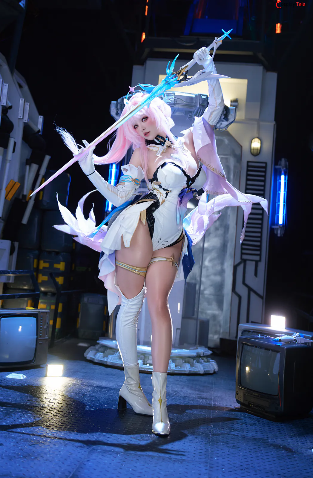 AxunkaOri cosplay Aemeath 131