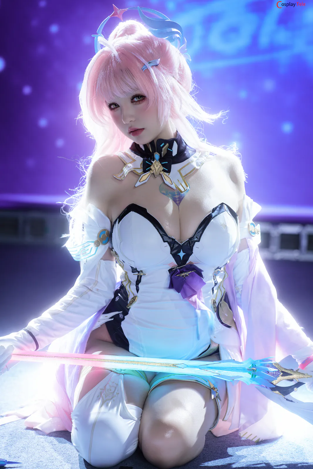 AxunkaOri cosplay Aemeath 19