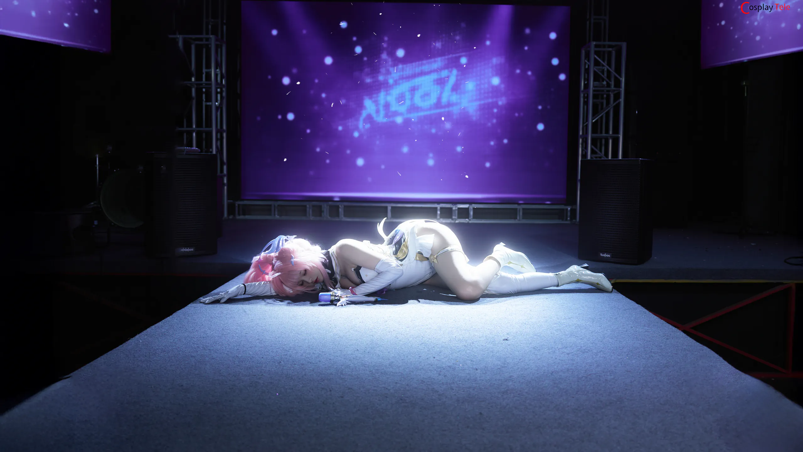 AxunkaOri cosplay Aemeath 21